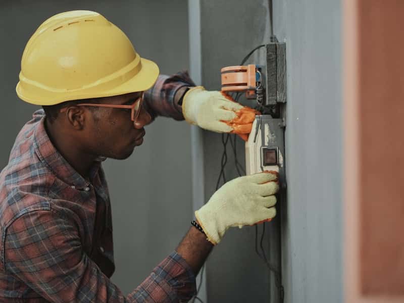 Electricista en Nervión por Vega Home